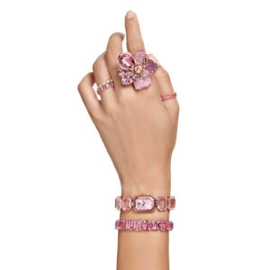 Florere cocktail ring, Pavé, Flower, Pink, Gold-tone plated