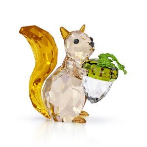 Idyllia Squirrel and Acorn