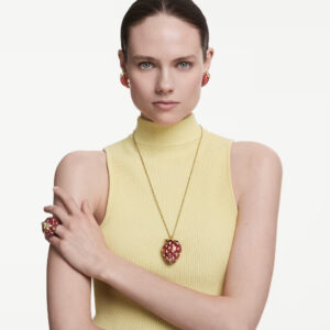 Idyllia pendant, Mixed cuts, Strawberry, Red, Gold-tone plated