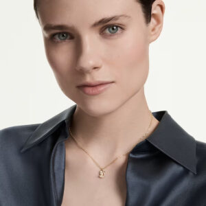 Swan pendant, Mixed cuts, Swan, White, 18K gold finish